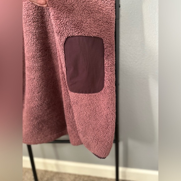 The North Face Women's Campshire Pullover Hoodie 2.0. Large. - Picture 15 of 16